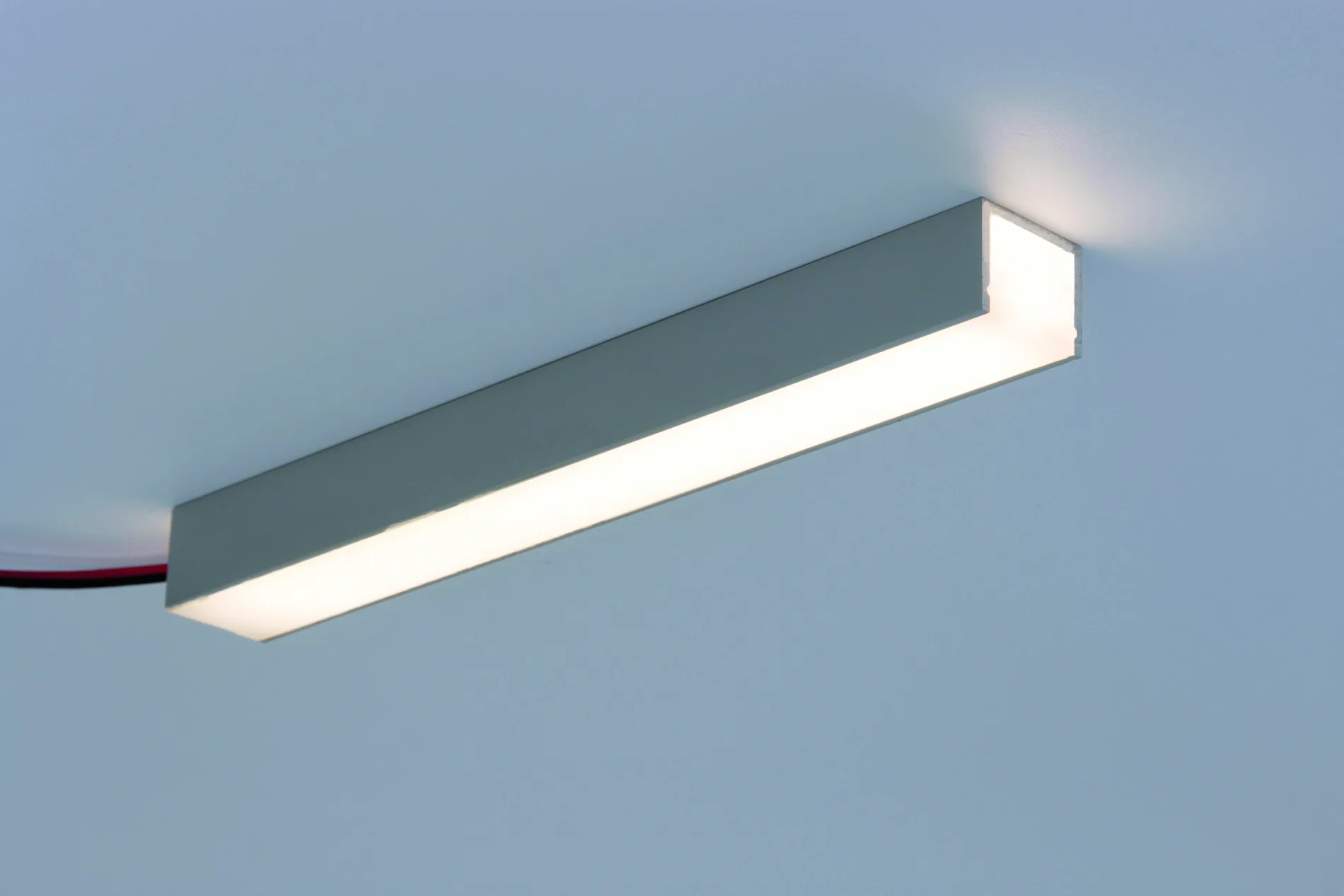 Alurays aluminium profile with casting