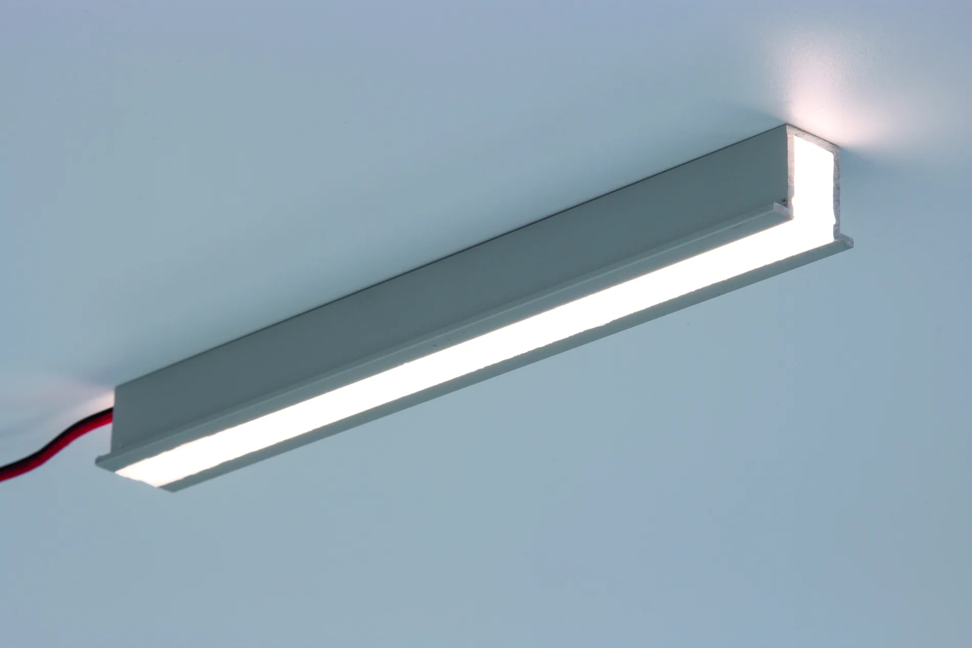 Alurays aluminium profile with casting